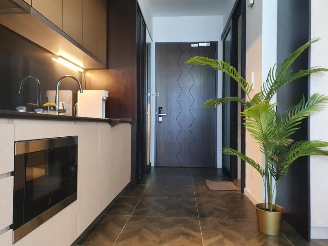 Scarletz Suites Twin Tower Klcc Kuala Lumpur By Okidoki Exterior foto
