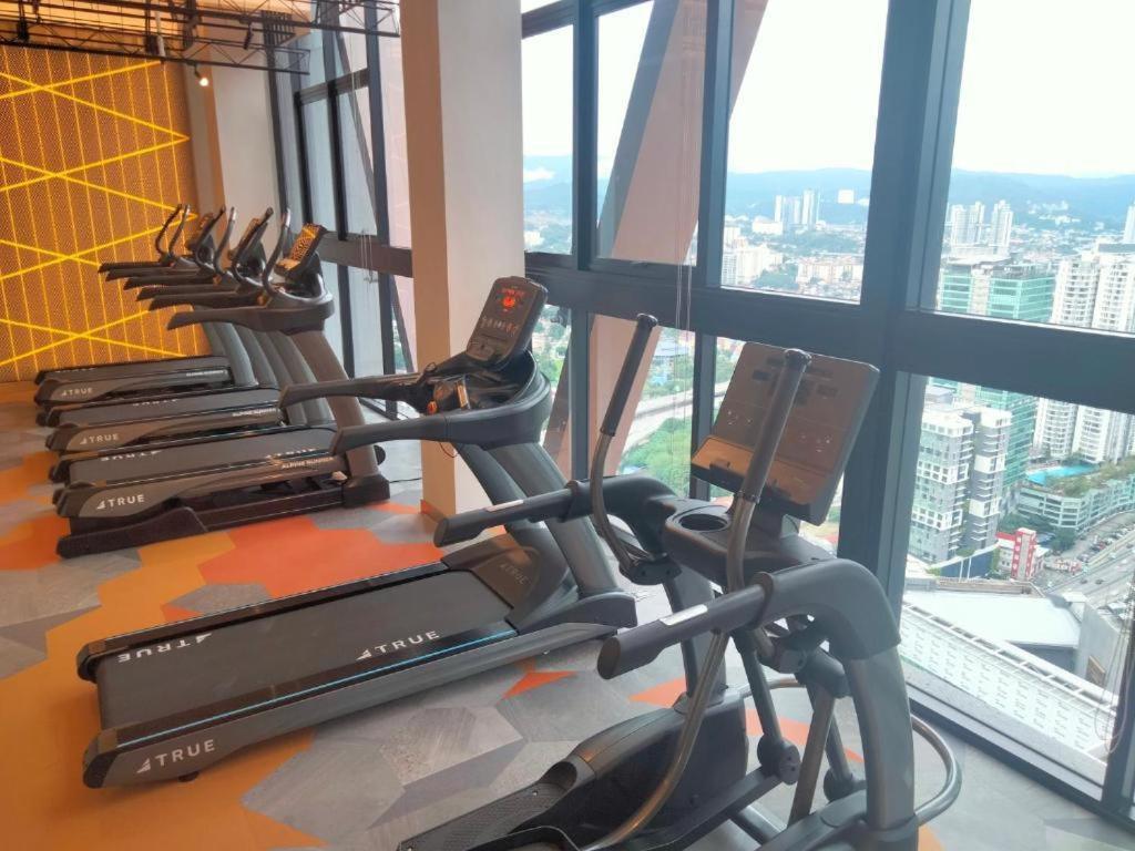 Scarletz Suites Twin Tower Klcc Kuala Lumpur By Okidoki Exterior foto